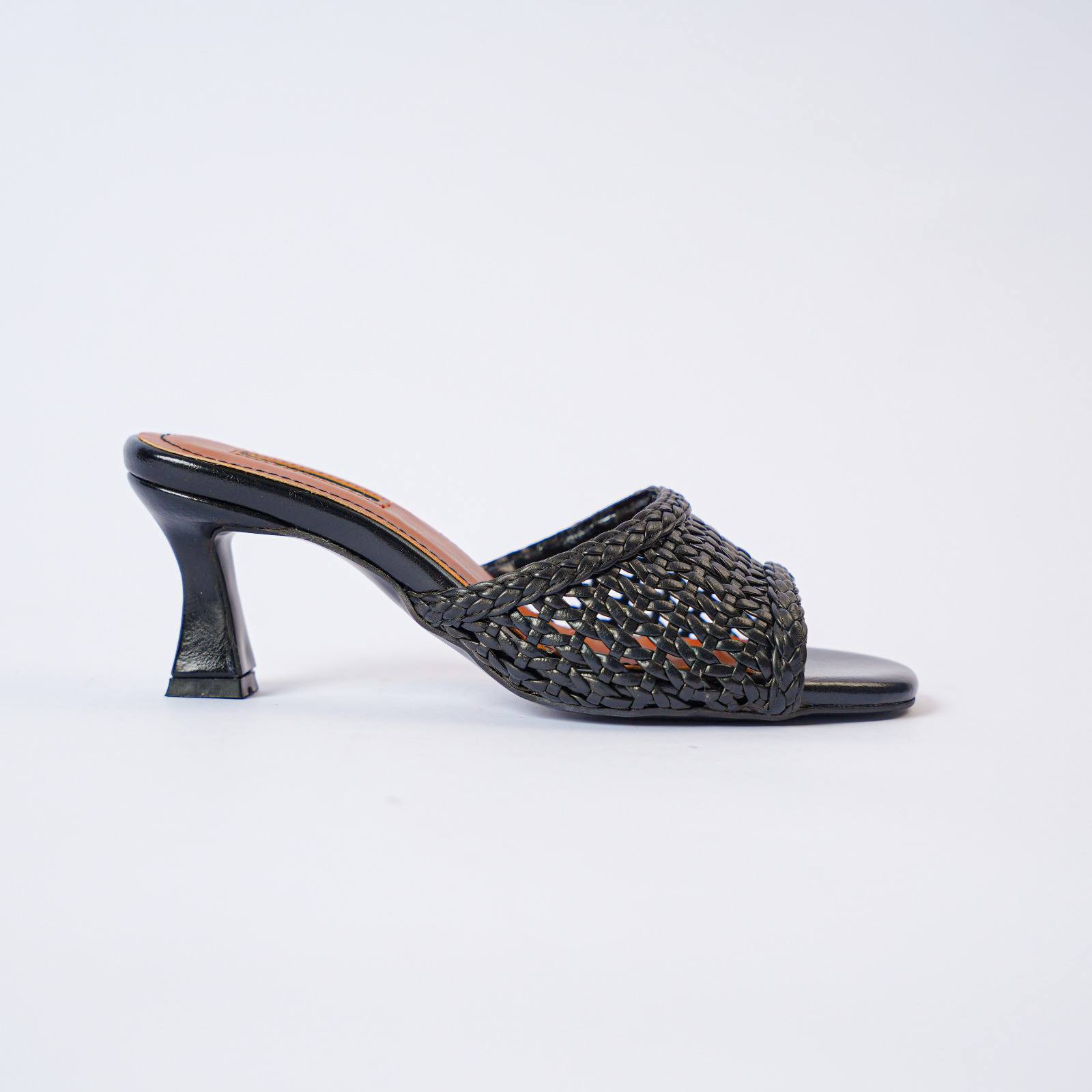 SLN-6706 Black